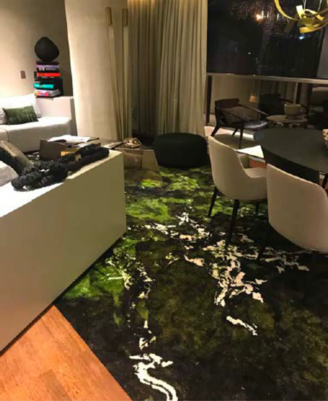 Tapete Bellouchi verde no WHotel São Paulo, a pedra que virou tapete